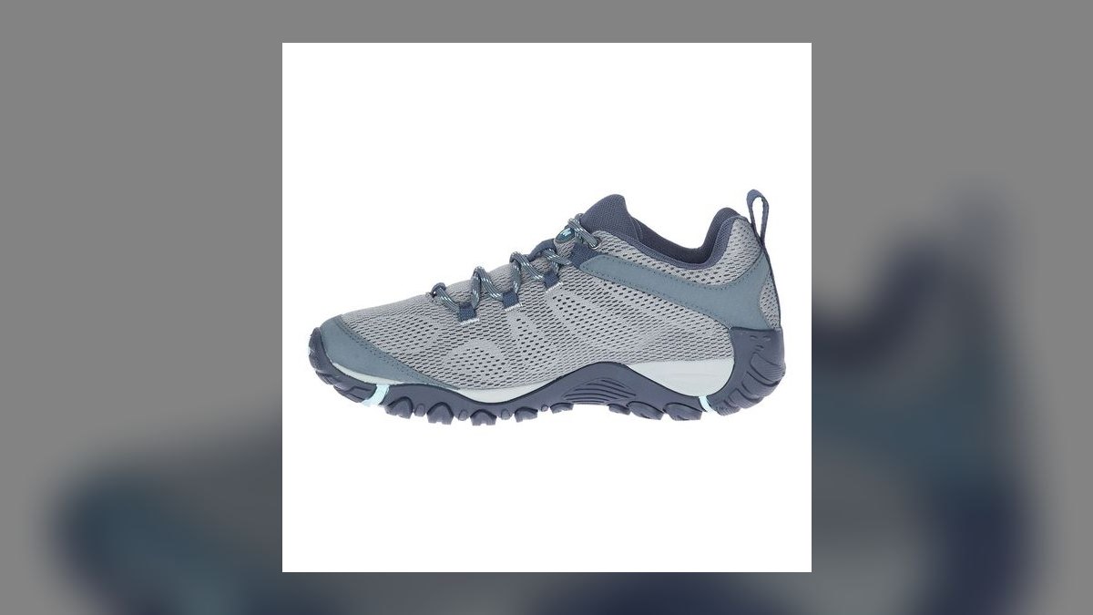 Top 10 lightweight travel-friendly packable sneakers ranked — figure 9