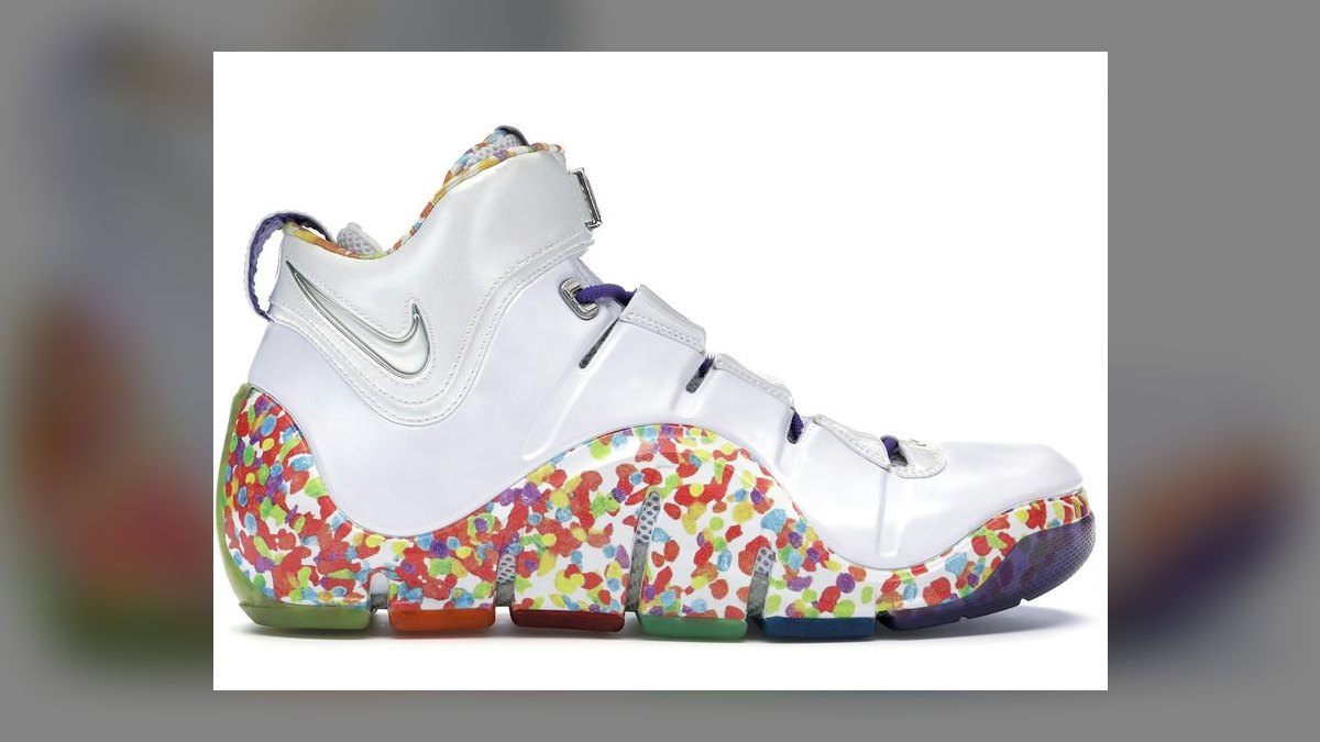 Top 10 friends-and-family exclusive sneakers ranked — figure 5