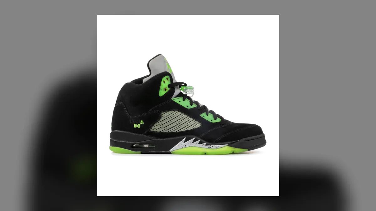 Top 10 friends-and-family exclusive sneakers ranked — figure 9