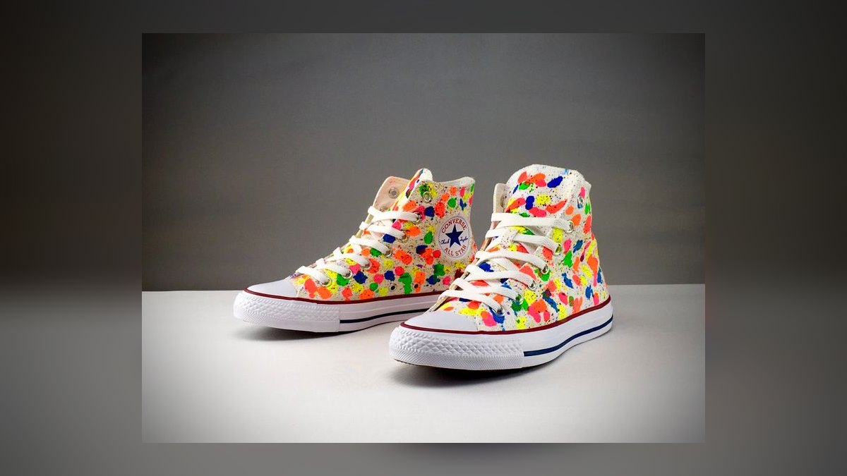 Top 10 custom-painted sneakers that went viral of all time — figure 7