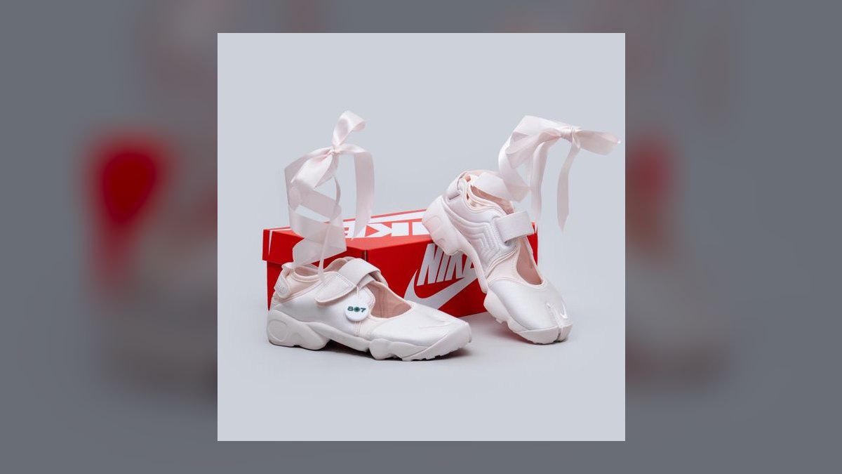 Top 10 retro runners with split-tongue designs ever — figure 10