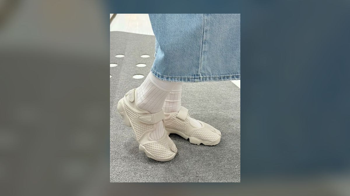 Top 10 retro runners with split-tongue designs ever — figure 9