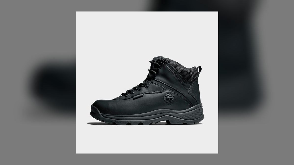 Top 10 rugged winterized boot-sneakers of all time — figure 6