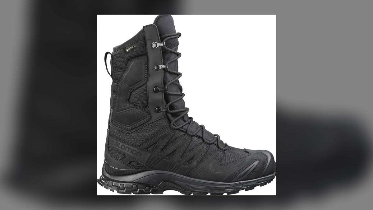 Top 10 rugged winterized boot-sneakers of all time
