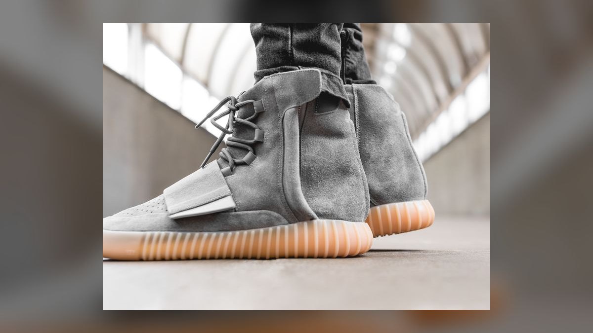 Top 10 legendary grail sneakers every collector dreams of owning ranked — figure 9