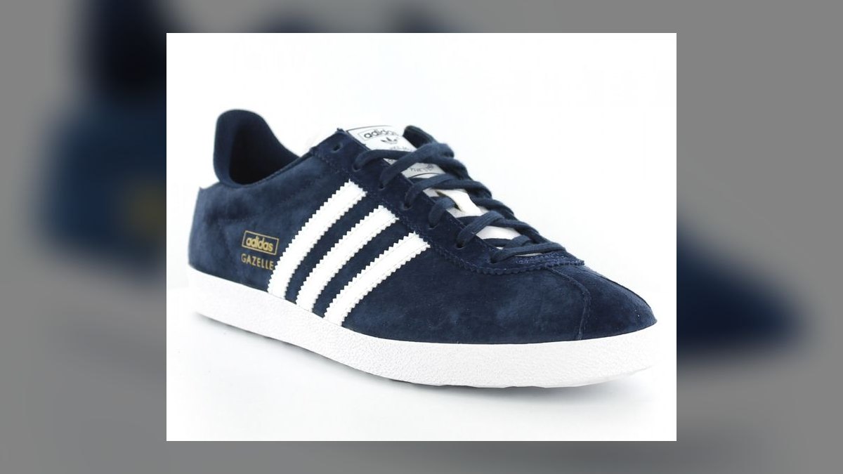 Top 10 low-profile indoor soccer shoes worn as everyday street staples of all time — figure 2