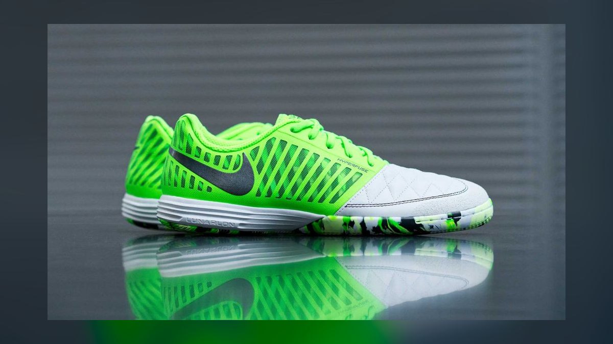 Top 10 low-profile indoor soccer shoes worn as everyday street staples of all time — figure 8