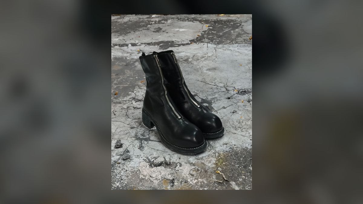 Top 10 split-toe avant-garde footwear silhouettes ever — figure 1