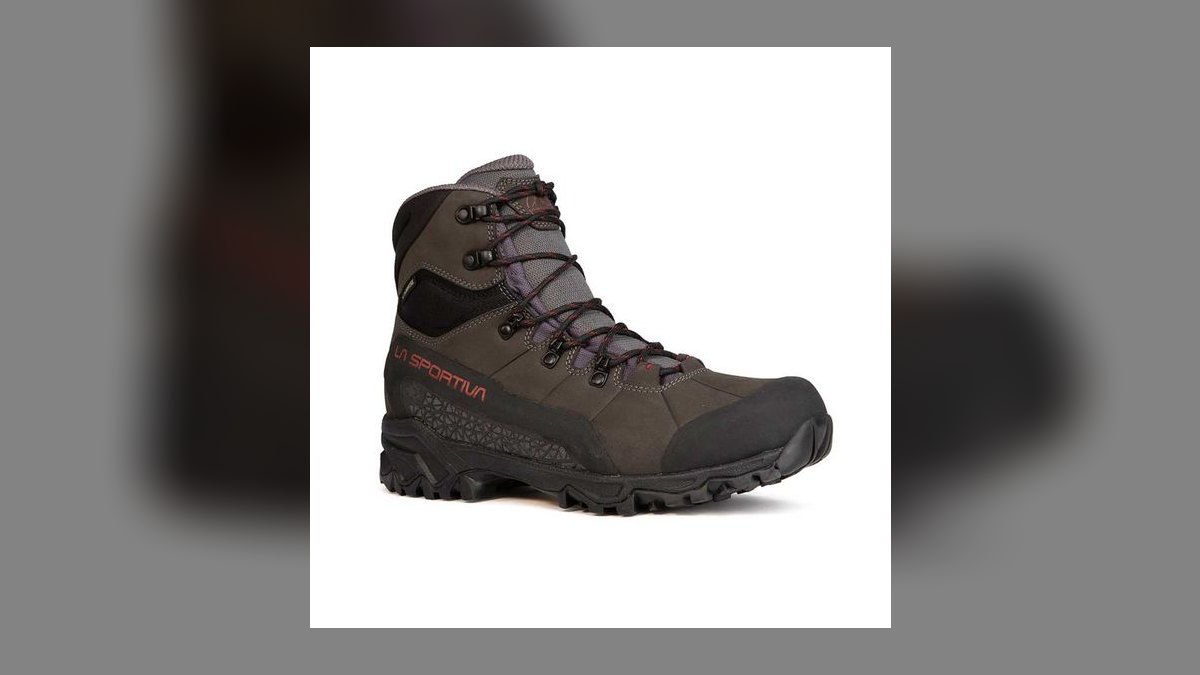Top 10 waterproof gore-tex winterized trail shoes of all time — figure 4