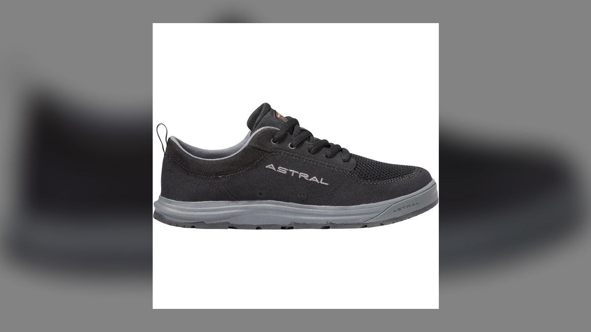 Top 10 amphibious water shoes styled like modern sneakers ever — figure 2