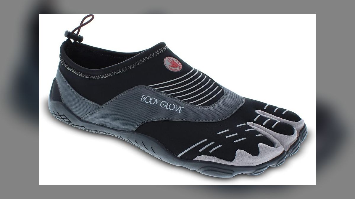 Top 10 amphibious water shoes styled like modern sneakers ever — figure 9