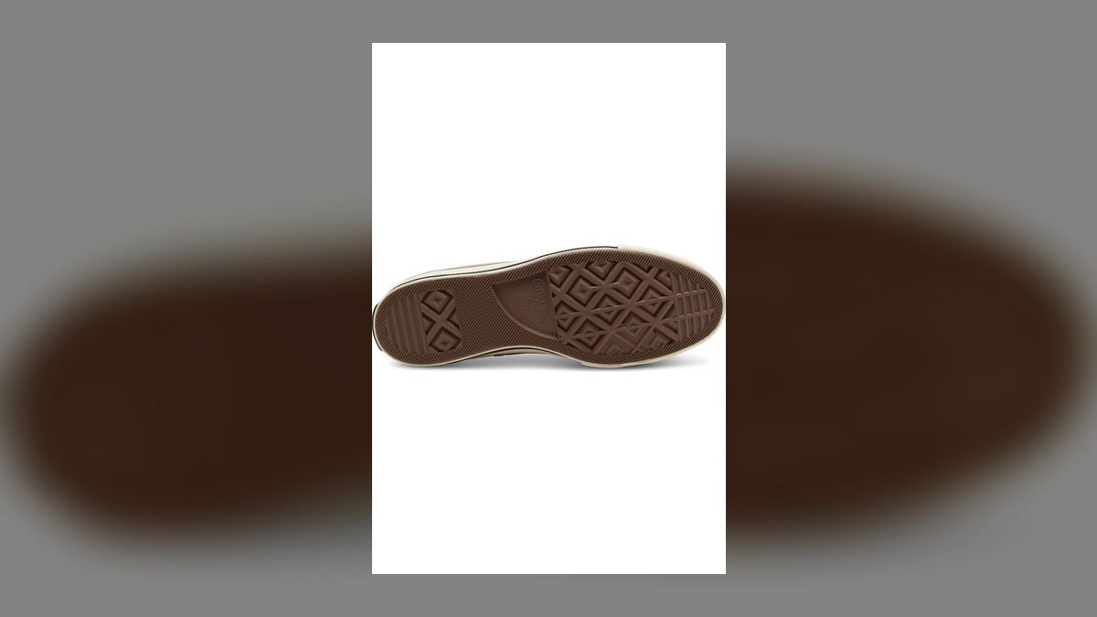 Top 10 heavy lifting flat-soled sneakers ever — figure 10