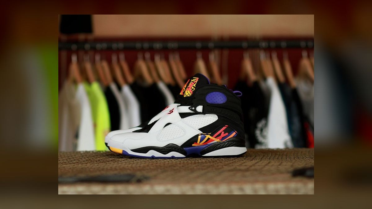 Top 10 Air Jordan 8 Collaborations (Trophy Room, UNDEFEATED, Travis Scott) of All Time — figure 9