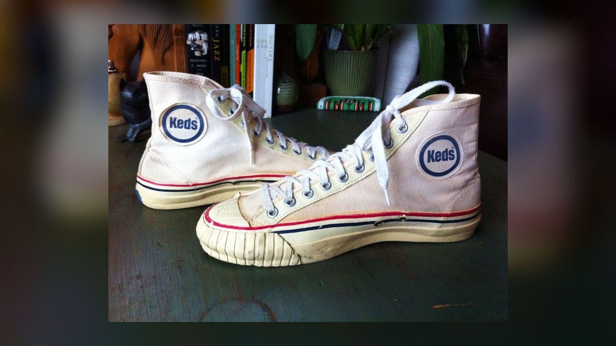 Top 10 vintage canvas basketball shoes from the pre-Jordan era ranked — figure 10