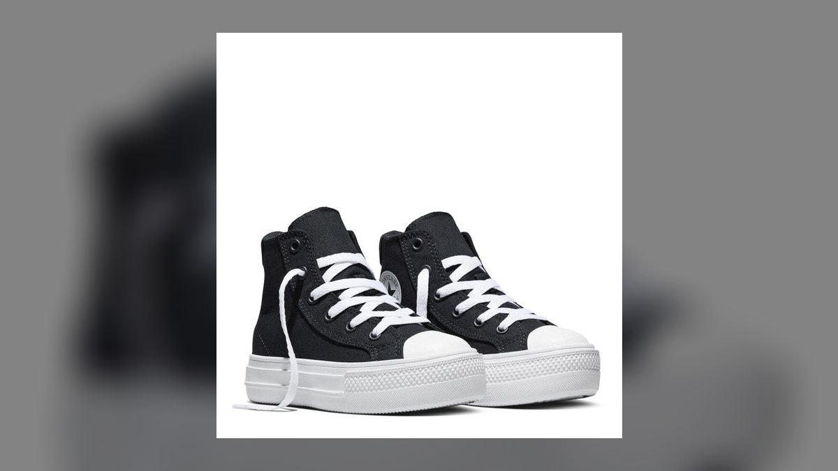 Top 10 vintage canvas basketball shoes from the pre-Jordan era ranked — figure 7