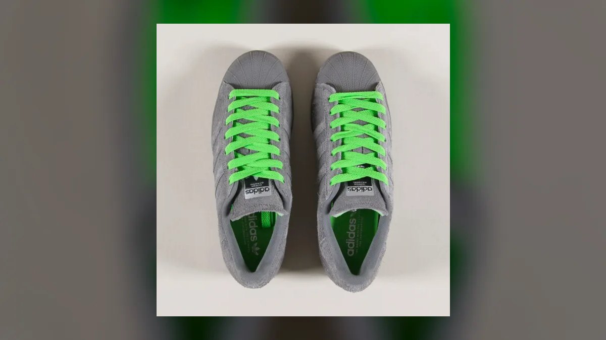Top 10 hand-painted custom artistic sneaker iterations ever — figure 4