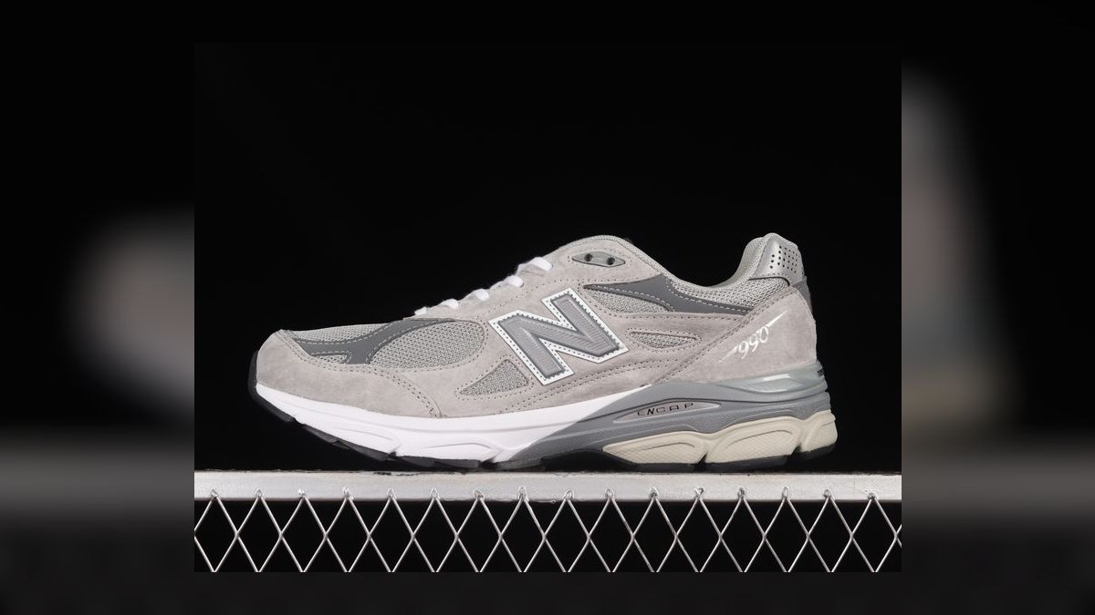 Top 10 New Balance 990 Series Models of All Time — figure 3