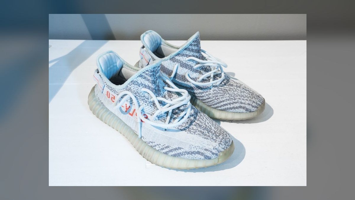 Top 10 Adidas Yeezy Boost 350 V2 Colorways in 2027 — figure 9