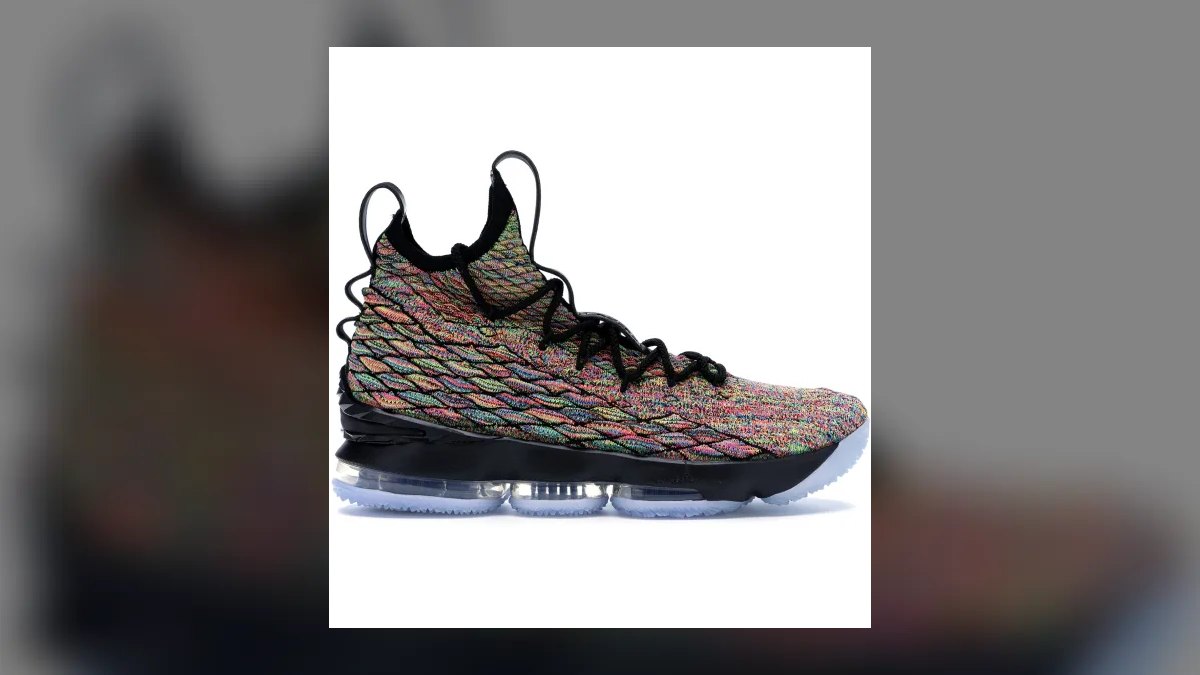 Top 10 LeBron James signature shoes of all time — figure 4