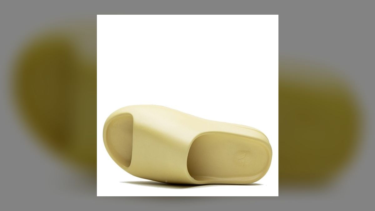 Top 10 Yeezy slide colorways ranked — figure 5
