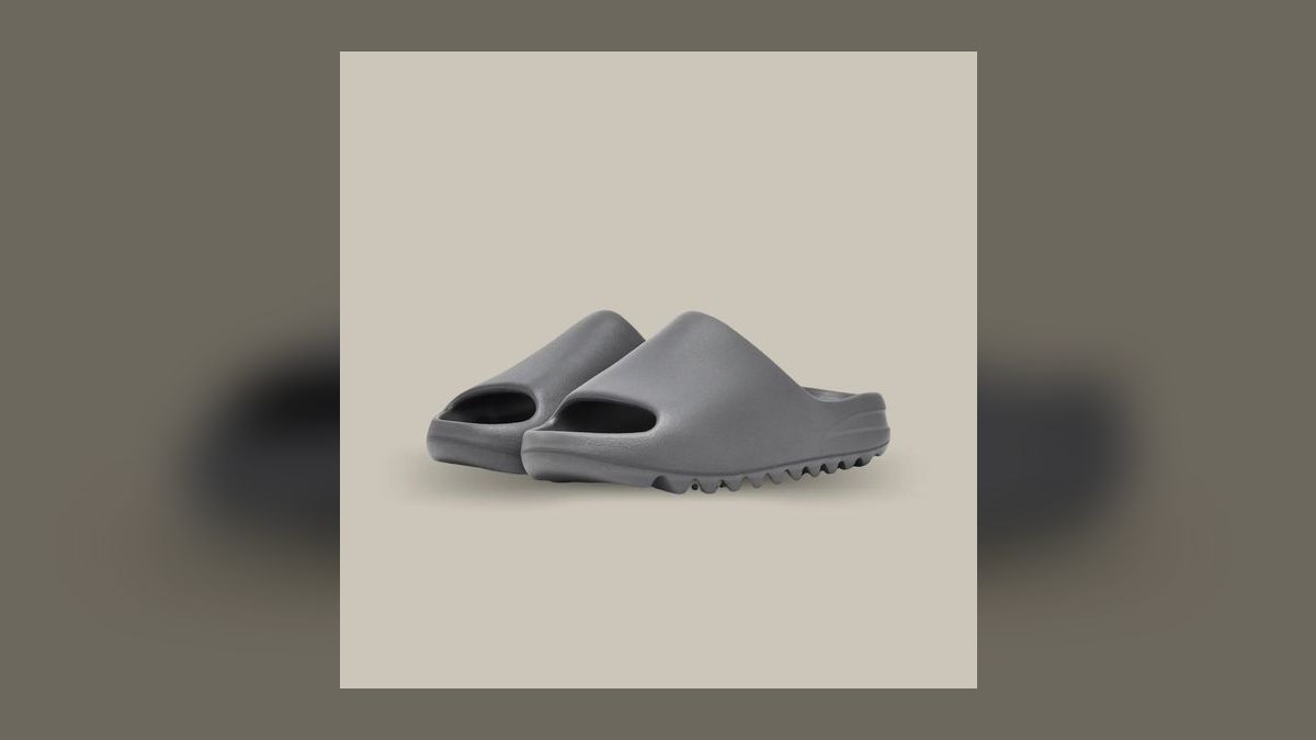 Top 10 Yeezy slide colorways ranked — figure 7