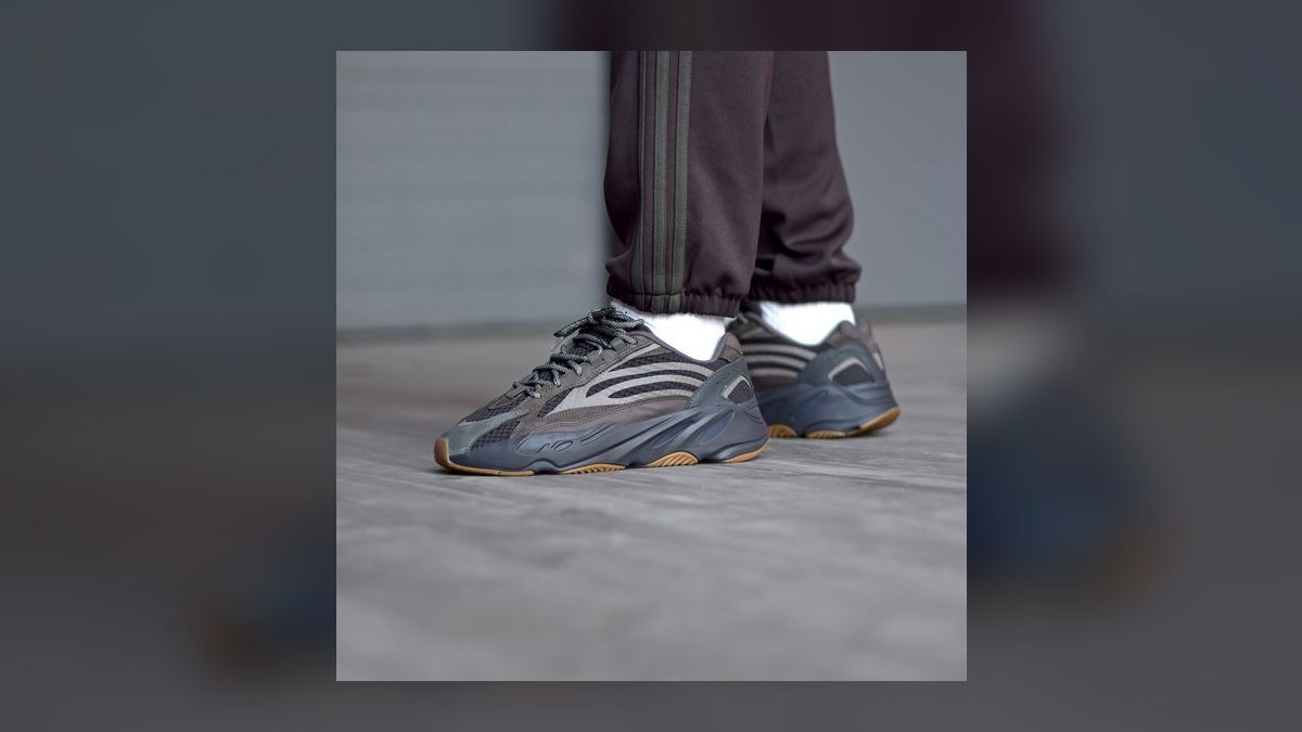 Top 10 Yeezy 700 colorways ever released — figure 6