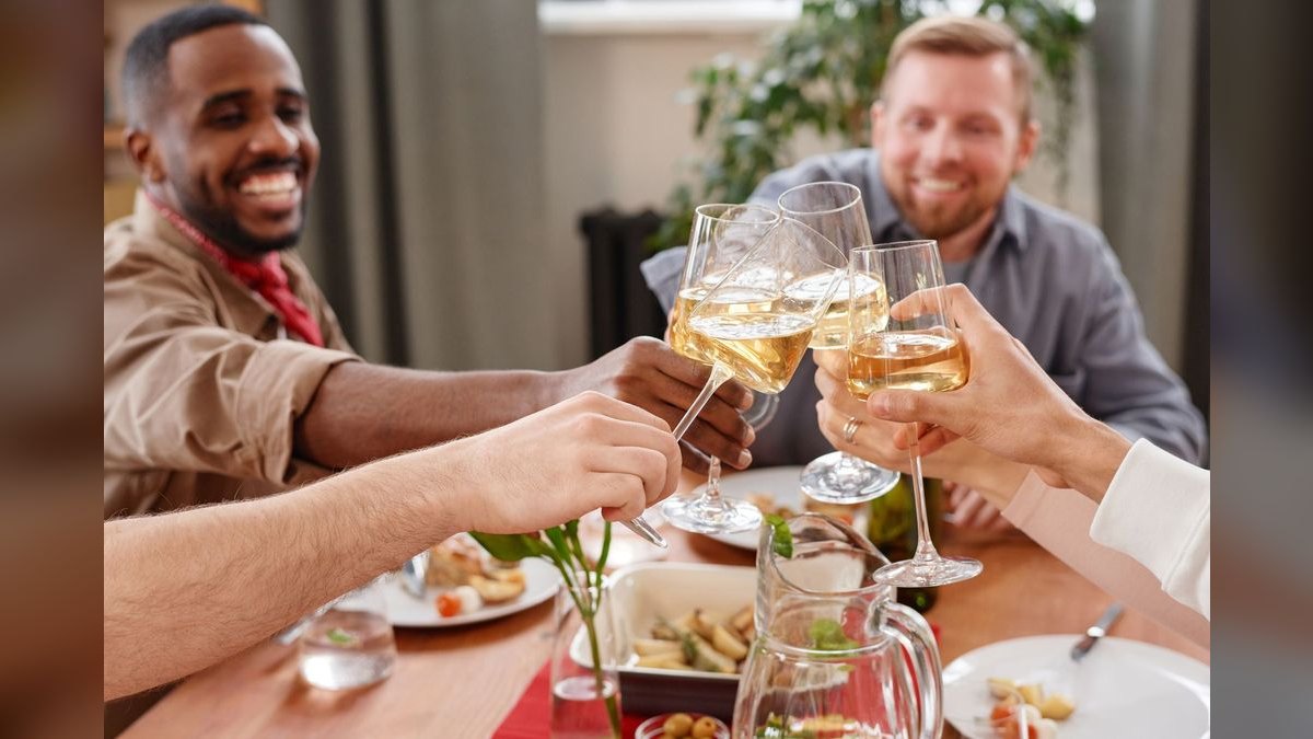 A Heartfelt Work Dinner Toast to Celebrate Your Team — figure 2