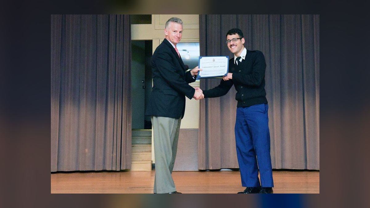 A Gracious Award Acceptance Speech — figure 8