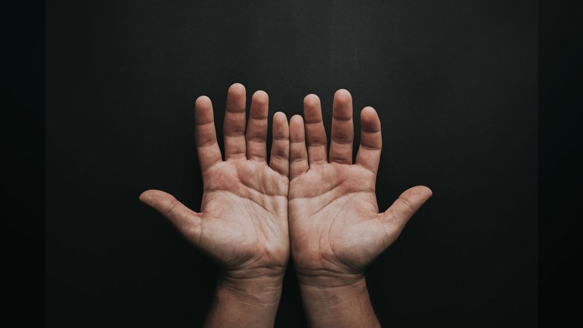 A Quarterly All-Hands Opening That Sets the Tone — figure 6