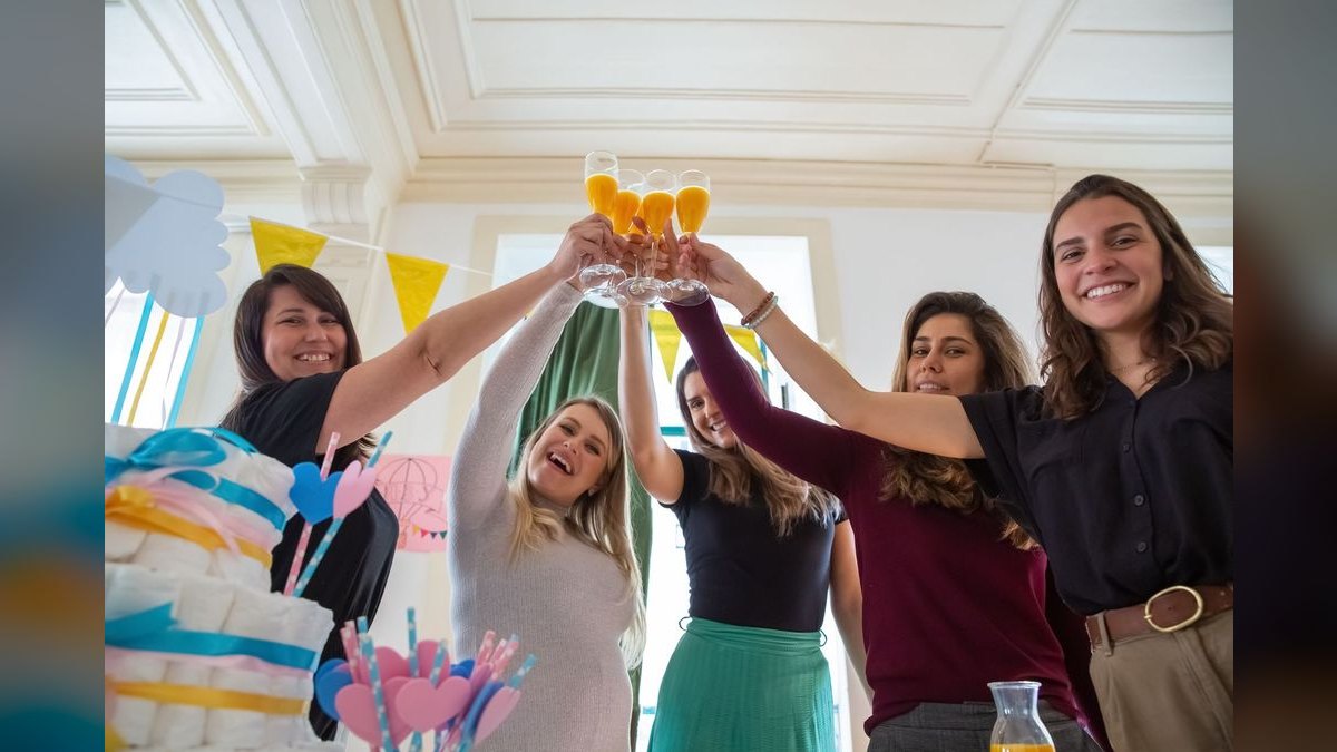 A New Baby Welcome Toast — figure 4