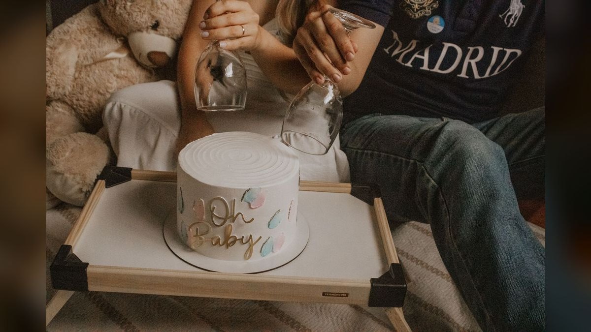 A New Baby Welcome Toast — figure 5