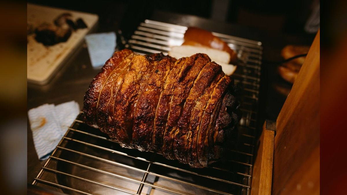 A Retirement Roast That Stays Loving — figure 3