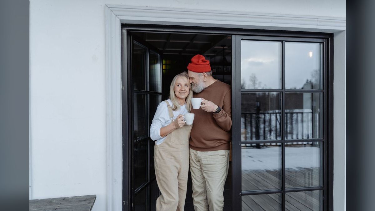 A Retirement Roast That Stays Loving