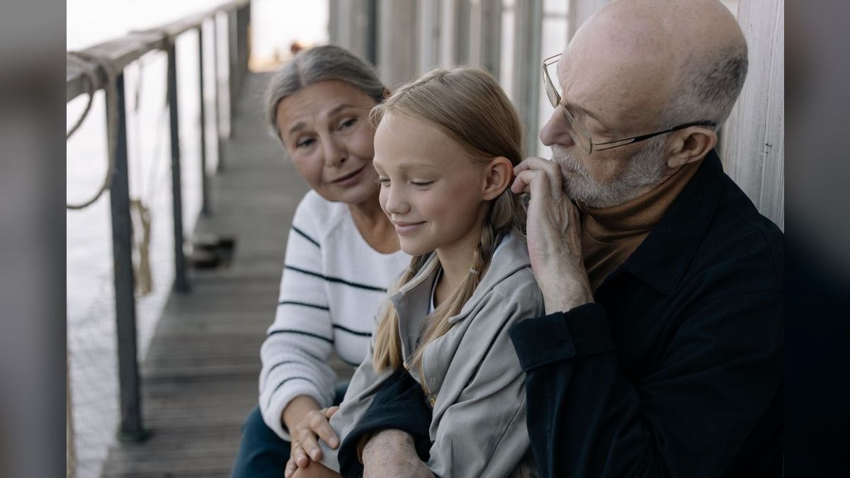 A Eulogy for a Grandparent — figure 4
