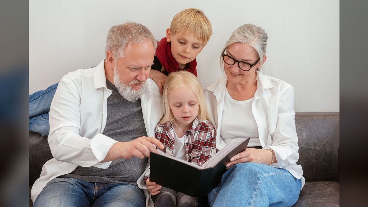 A Eulogy for a Grandparent — figure 5