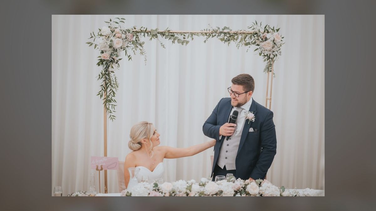A Wedding Welcome Speech From the Couple — figure 2