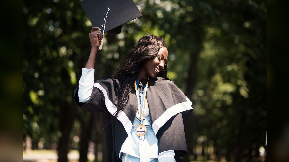 A Graduation Toast From a Proud Parent — figure 3