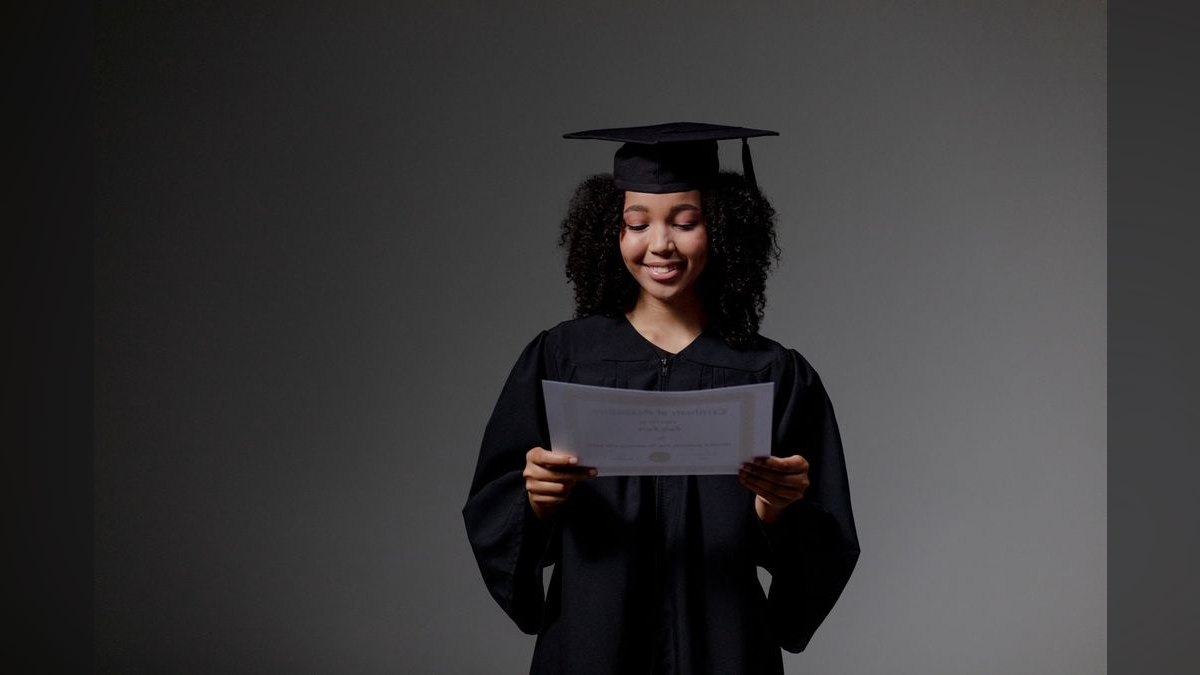 A Graduation Toast From a Proud Parent — figure 5