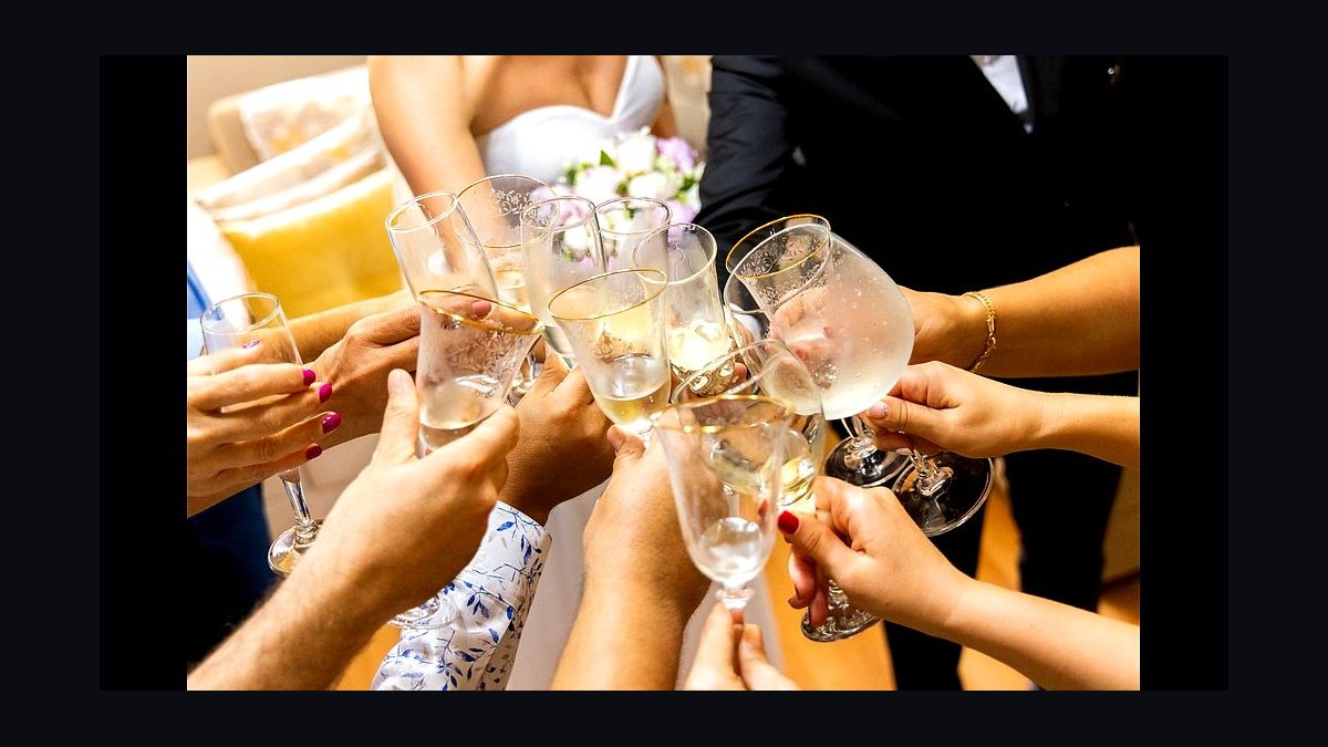 A Toast for a Sibling’s Wedding