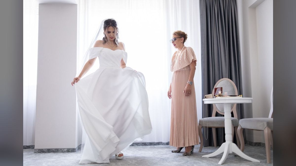 A Wedding Speech for the Mother of the Bride — figure 3