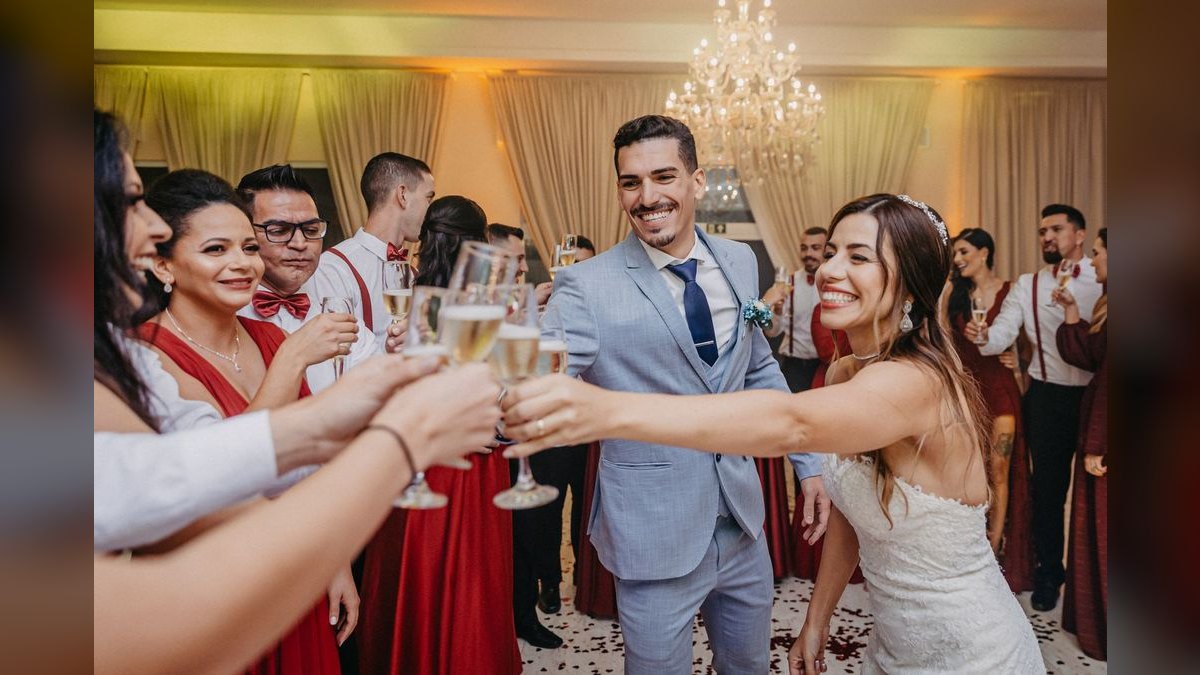 A Toast for a Milestone Wedding Anniversary