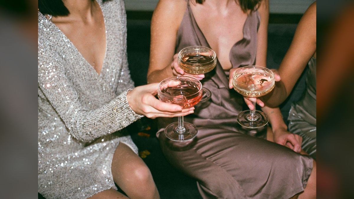 A Toast for a New Year’s Eve Gathering — figure 6