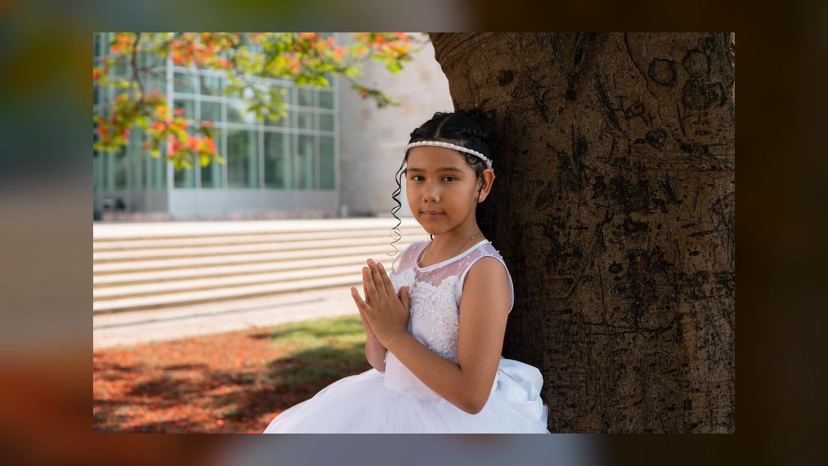 A Toast for a First Communion — figure 5