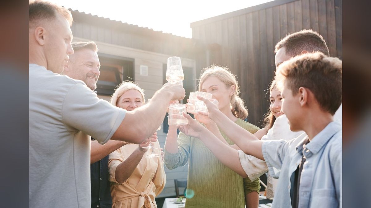 A Toast for a Family Reunion