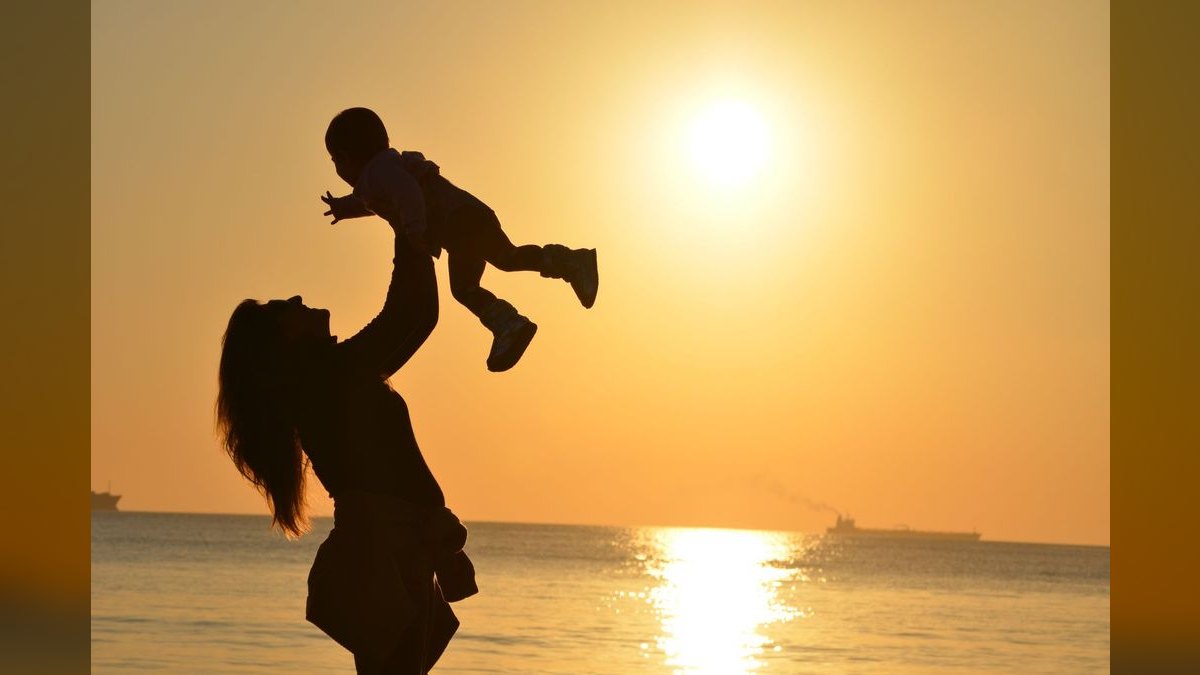 A Eulogy for a Mother — figure 4