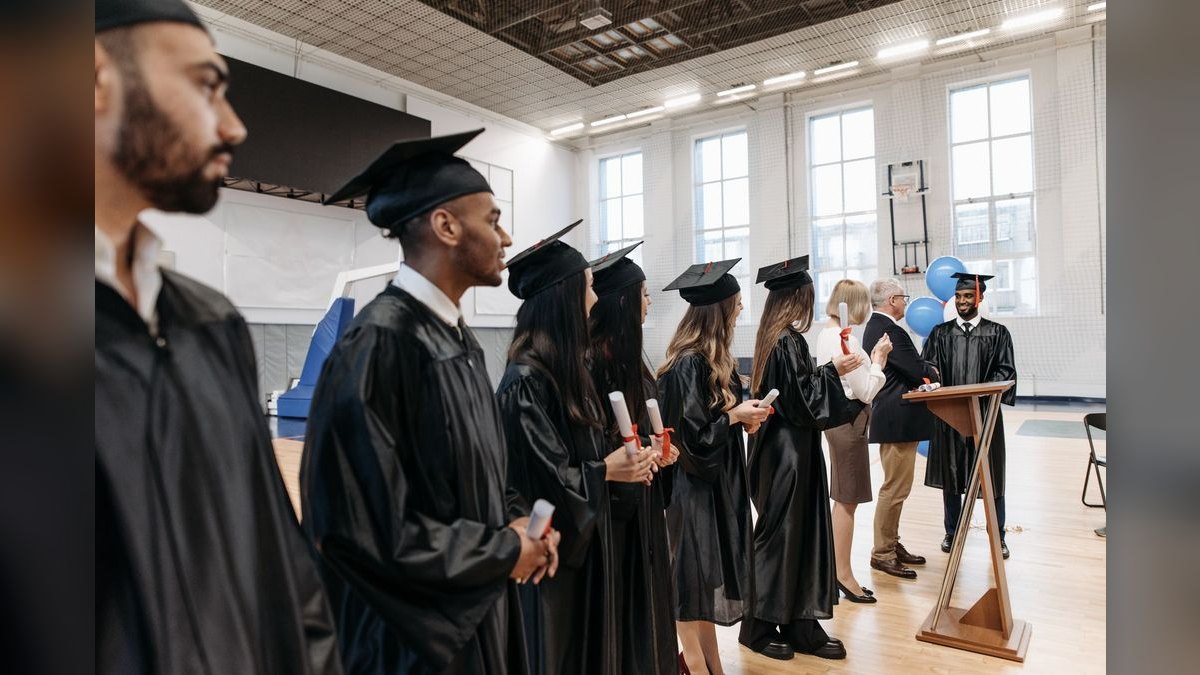 A Graduation Speech for a College Commencement — figure 6