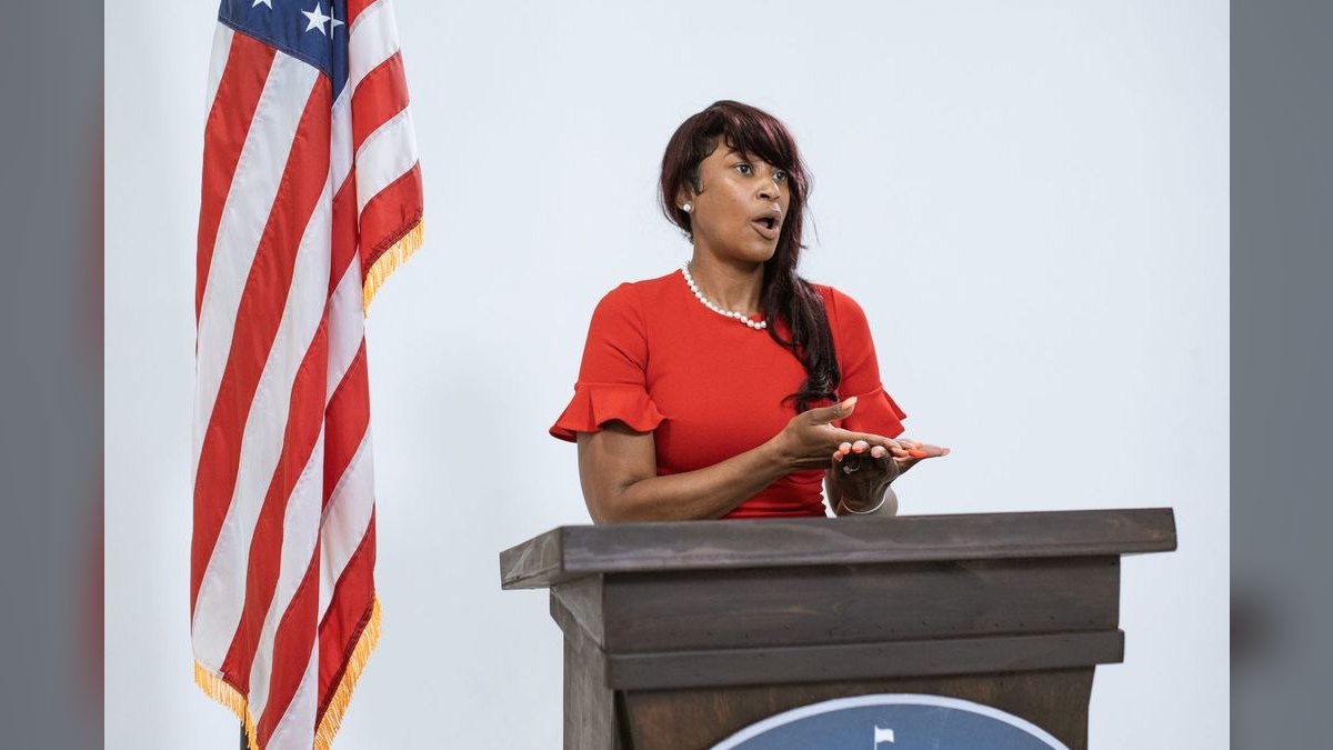 A Retirement Speech for a Government Worker — figure 1