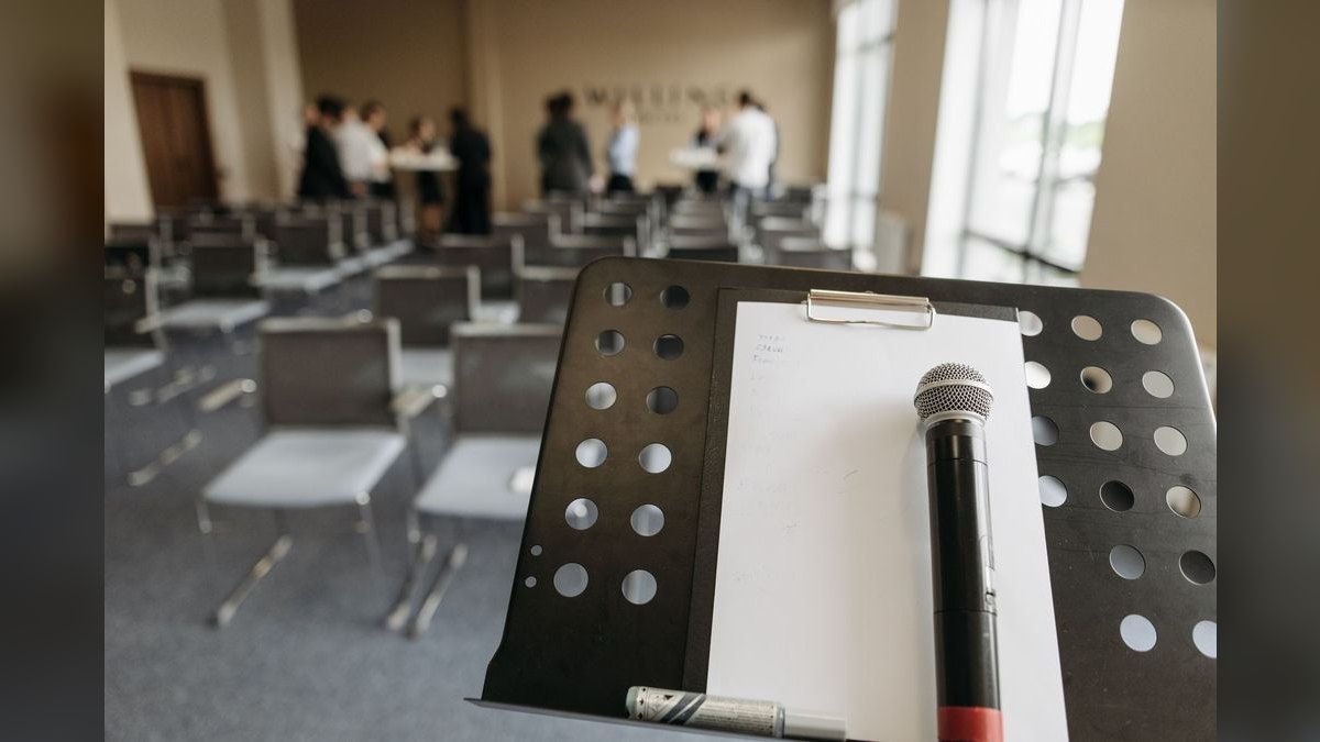 A Speech for Welcoming a New Hire — figure 6