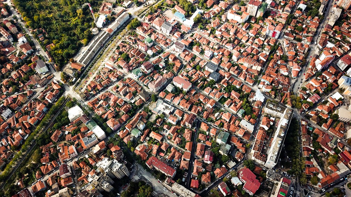A Speech for a Neighborhood Block Party — figure 4