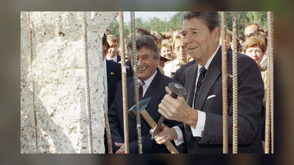 What Makes Reagan's "Tear Down This Wall" a Great Speech